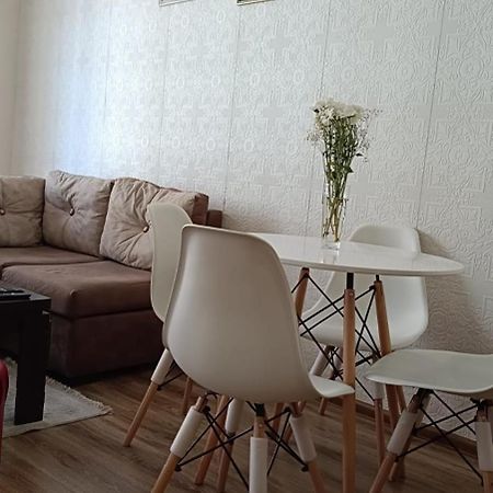 Dariana Apartment Батуми Екстериор снимка